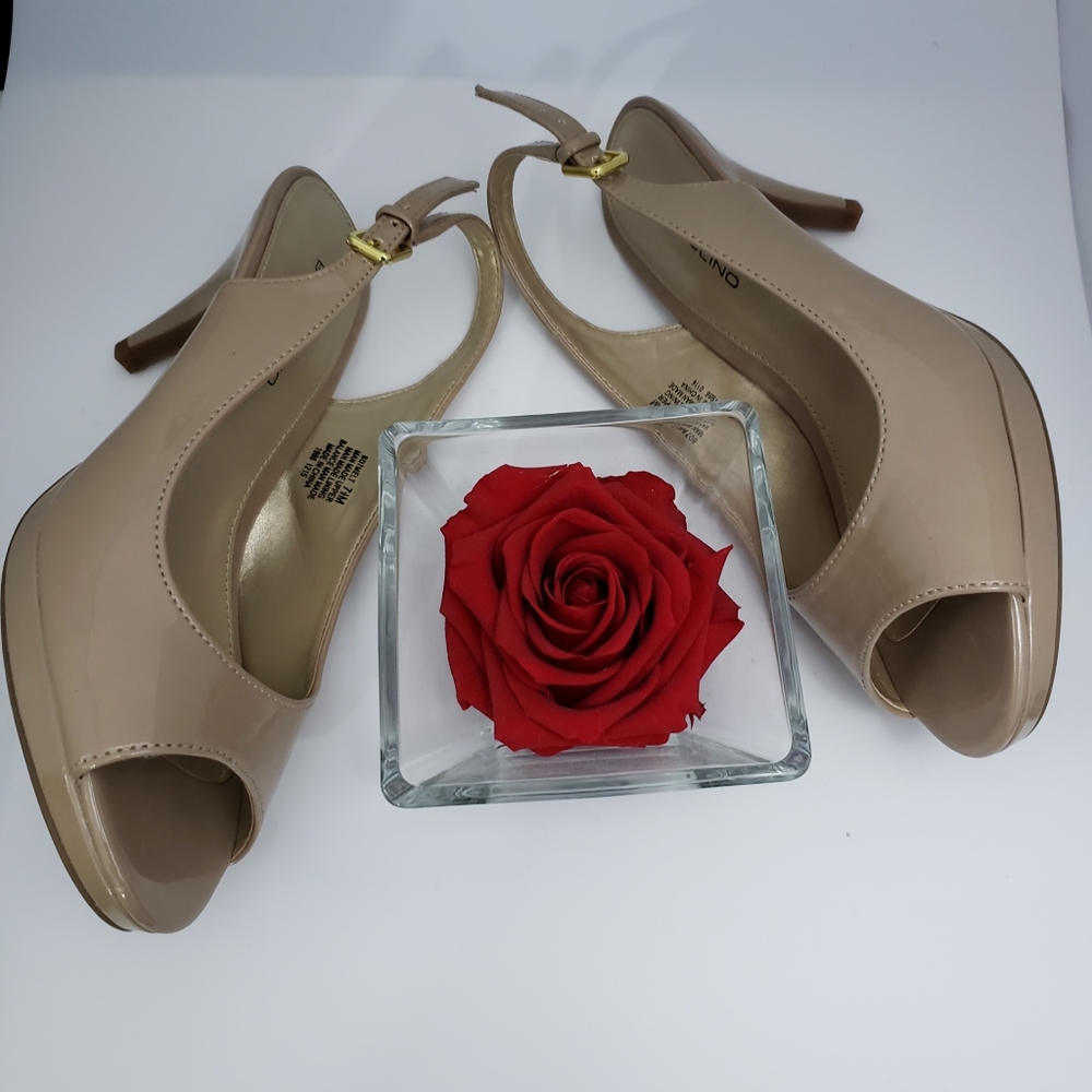 💥Nude Open Toe Bandolino Pumps - Picture 1 of 8